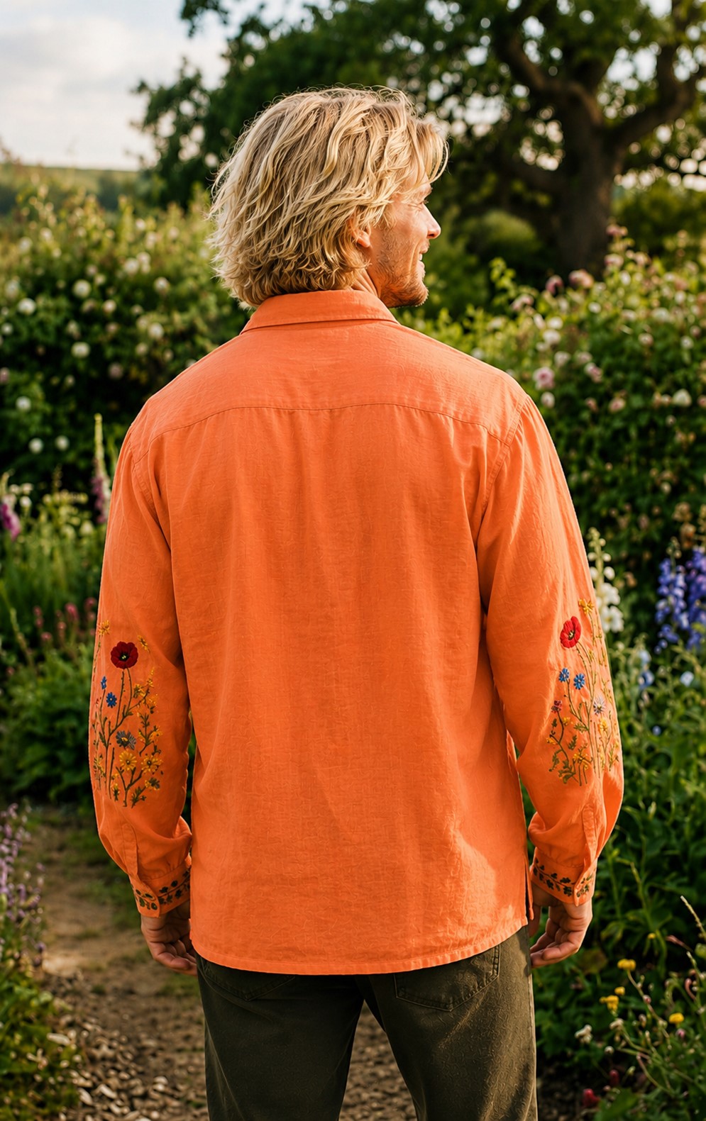 (image for) The Artisan Voyager Tunic